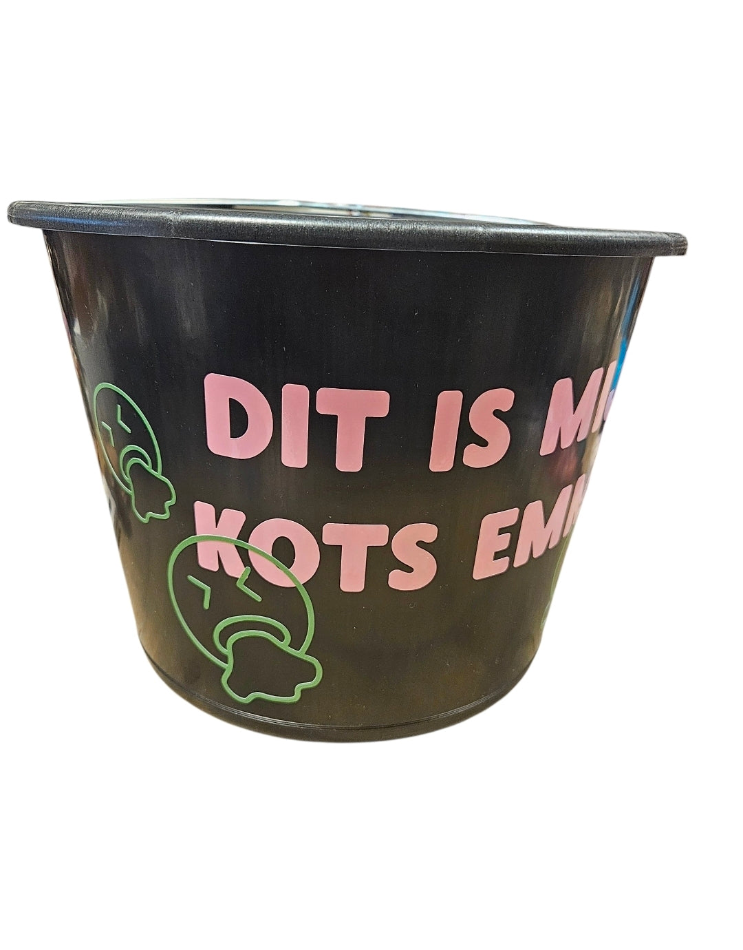 Dit is mijn kots emmer